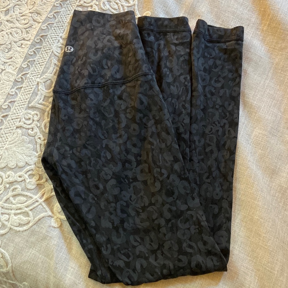 Lululemon cheetah print black leggings